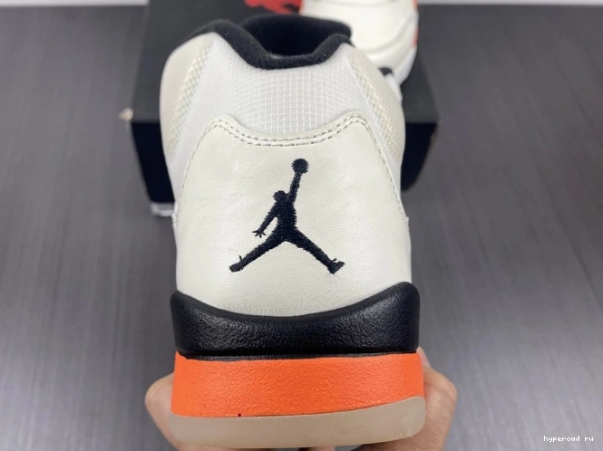 5 Retro Orange Jordan DC1060-100 Total 0727